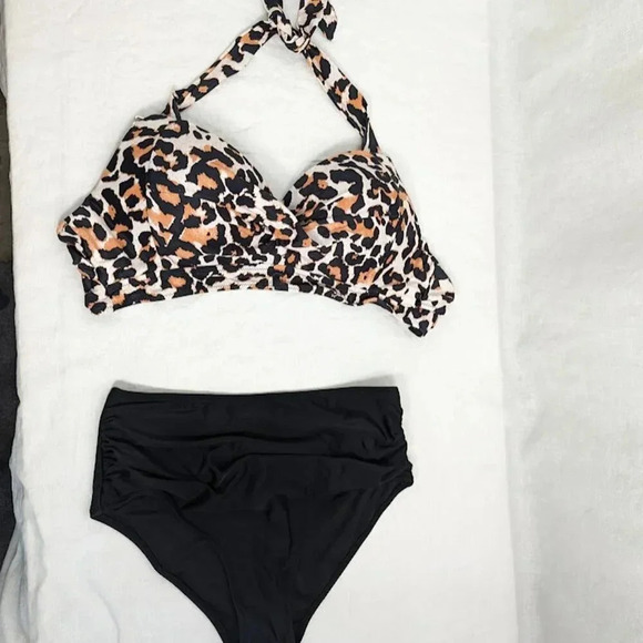 Summer bikini-high waisted black bottoms, animal print halter top L//XL O10 - Picture 9 of 14